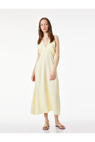 Koton Rahat Kalıp Kolsuz Sırtı Bağlama Detaylı Midi Halter Yaka Elbise