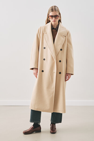 Manuka Double-Breasted Wool Coat Beige