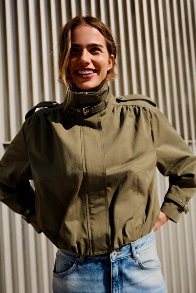 Bershka Büzgülü tokalı ceket