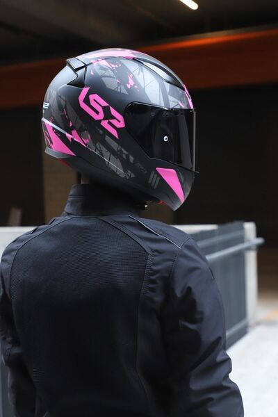 LS2 Rapıd 2 Palımnesıs Mat Siyah-Pembe Kask (1 Renkli + 1 Şeffaf Vizörlü)