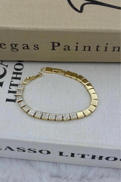 Hedef Bijuteri 14K Gold Renk Zirkon Taşlı Kare Plaka Bileklik CM22