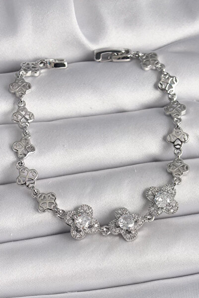 Skygo اسوارة نسائية نحاسية فضية اللون بحجر الزركون موديل البرسيم - TJ-BB6813