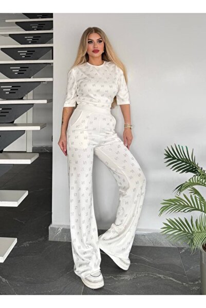 Bella Belluci Σετ με κοντομάνικη μπλούζα με στάμπα μονόγραμμα από στρας και ψ...