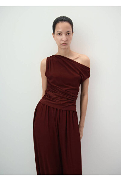 Asymmetric drawstring tee