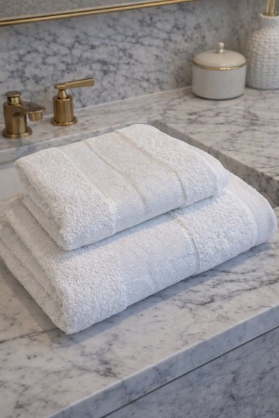 LaraLisa Collection 2'li %100 Pamuk 1 Adet 70x140cm Banyo Havlusu 1 Adet 50x90cm Saç Havlusu Beyaz Havlu Seti