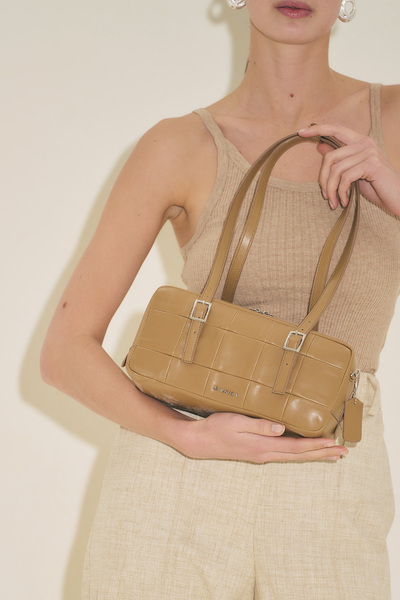 Manuka Raina Baguette Bag Camel