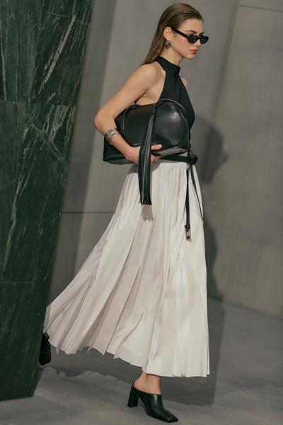 Manuka ΖΕΓΙΑ ΦΟΥΣΤΑ ΜΕ ΣΧΕΔΙΑ ΕΚΡΟΥ