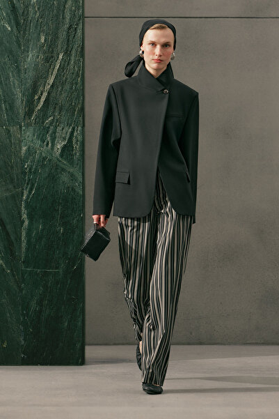 Manuka ΜΙΛΑΝΤΑ ΜΠΛΕΪΖΕΡ ΜΠΟΥΦΑΝ ΜΑΥΡΟ