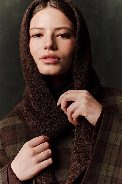 Manuka ΚΑΛΥΜΜΑ ΜΕ ΜΑΛΑΚΗ ΥΦΗ ΜΕ ΚΟΡΔΟΝΙΑ ΣΚΟΥΡΟ ΚΑΦΕ