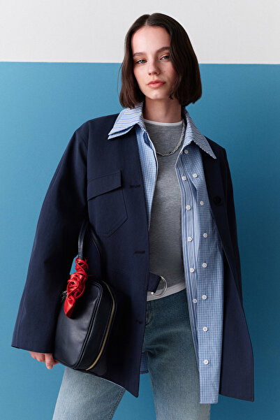 Manuka ΠΟΥΚΑΜΙΣΟ ΜΕ ΜΑΝΙΚΙΑ ΚΑΡΟ