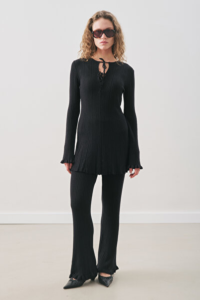 Manuka VOLANLI LASTİK ÖRGÜ TUNİK SİYAH
