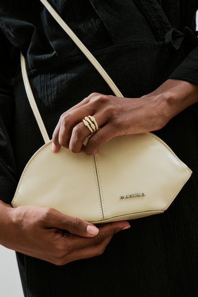 Manuka POLLY BINDING ΛΕΠΤΟΜΕΡΗΣ ΤΣΑΝΤΑ ΜΑΜΑΛΙΑ ΚΙΤΡΙΝΟ