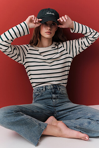 Manuka Μακρυμάνικο μπλουζάκι REGULAR FIT Μαύρο