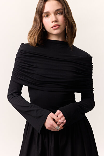 Manuka Weit wirkendes langes Kleid – Gelb