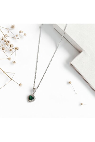 Luna Jewelry Kadın Pırlanta Modeli Yeşil Zirkon Taşlı 316 L Çelik Kalp Kolye