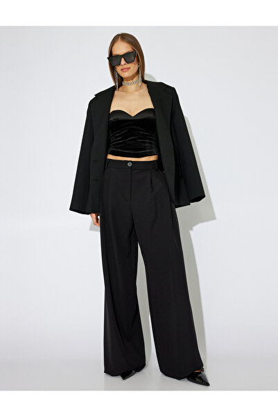 Koton Samt-Bustier ohne Träger mit herzförmigem Ausschnitt und Satin-Details,...