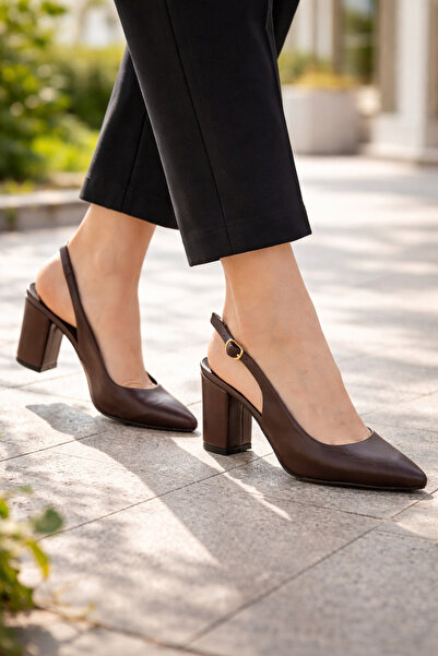 livens VELORA Kadın Kahverengi Arkası Açık Bantlı Sivri Burun Kalın Topuklu A...