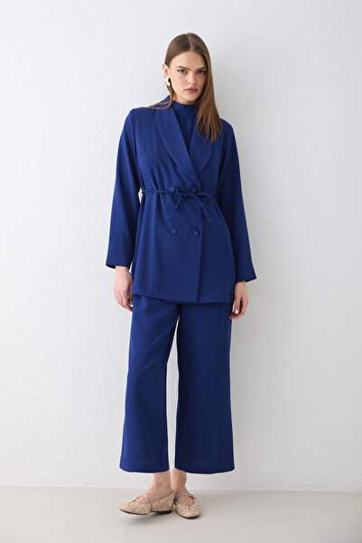 Melike Tatar Ολόσωμη φόρμα με κρεπ μπουφάν 32-2612