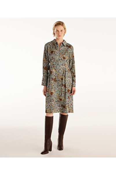 Yargıcı Pensli Uzun Kollu Yakası Fermuarlı Elbise