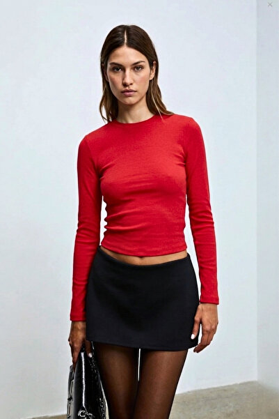 GUARAZ Γυναικείο ελαστικό υφασμάτινο μπλουζάκι με μακριά μανίκια και λαιμόκοψ...