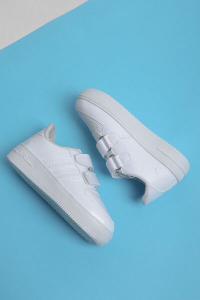 Kid's World Παπούτσια 23 Απριλίου- Παιδικά Λευκά Αθλητικά Παπούτσια-19 Μαΐου ...