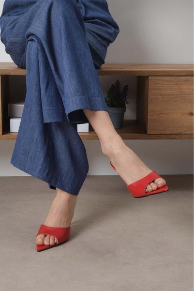 Mio Gusto Ivy Genuine Leather Red Color Heels for Women Slipper