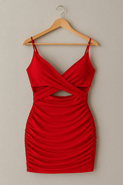 ENMADAM Kırmızı Askılı Büzgülü Mini Elbise Bodycon Kadın Gece & Parti Elbisesi