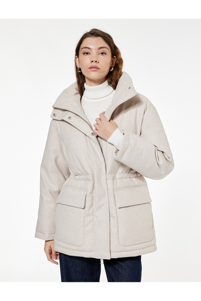Koton Koyun Yünü Karışımlı Cepli Dik Yaka Uzun Kollu Oversize Kaşe Mont