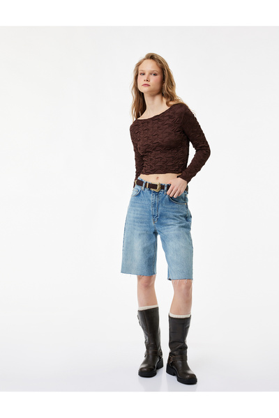 Koton Μακρυμάνικο μπλουζάκι με λαιμόκοψη με λεπτή εφαρμογή