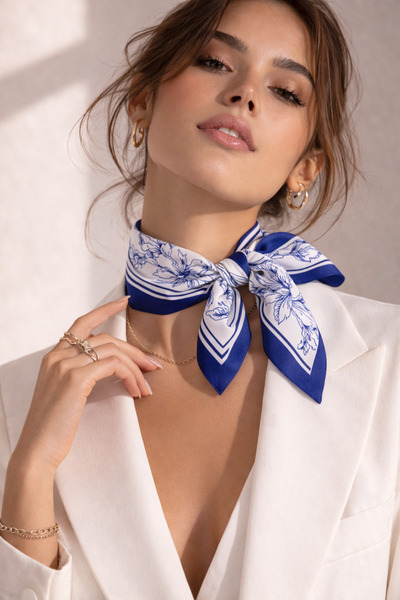 Bermody Women's Bandana Scarf 50X50 Square Scarf Rayon Italian Stitched Neck ...