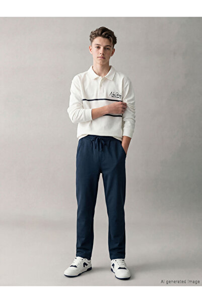 LC Waikiki Esvab • Modern & Distinctive Embroidered Boys' T-Shirt and Pants