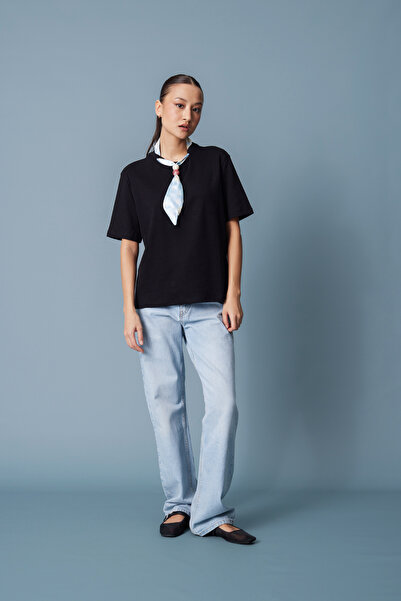 Nisan ΜΠΛΟΥΖΑΚΙ ΜΕ ΛΟΥΡΙΑ ΚΑΙ ΛΑΜΠΕΡΗ ΛΑΖΟΥΚΑ ΣΤΟ ΛΑΙΜΟ