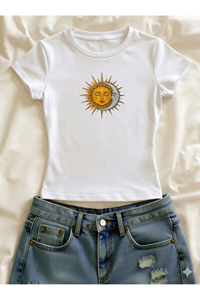 Vordevia Moon and Sun Printed Lycra Slim Fit Short Sleeve Crew Neck Tee Crop