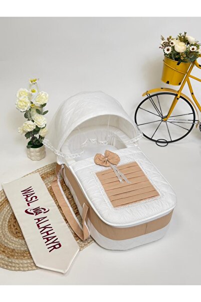 WASL ALKHAIR سرير أطفال متنقل بمقعد مبطن سميك ومواد عالية الجودة لون ابيض مع بيج