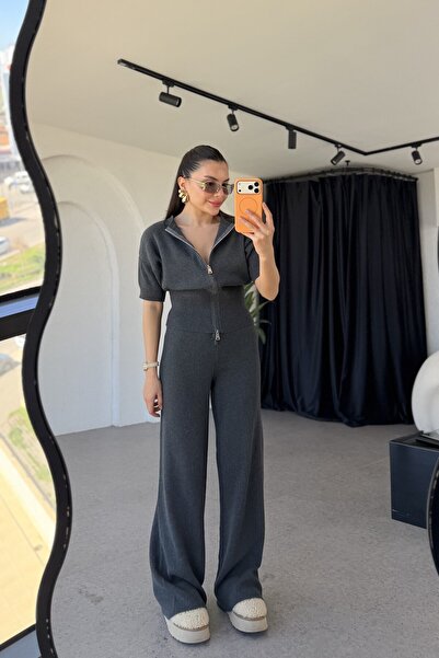 Gizem Ecemiş Lelia Antrasit Fermuarlı Triko Takım