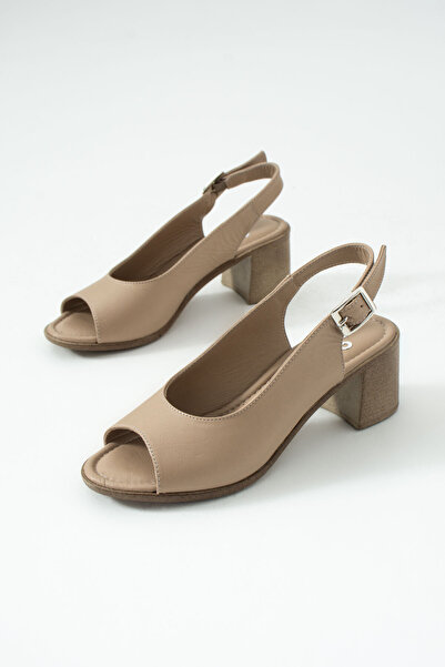 MERVESTORE Heeled Sandals