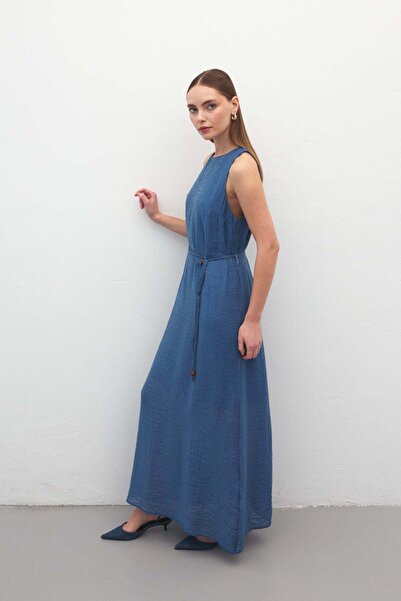 Sateen Μακρύ Φόρεμα με Λεπτομέρεια Ζώνης - Ίντιγκο