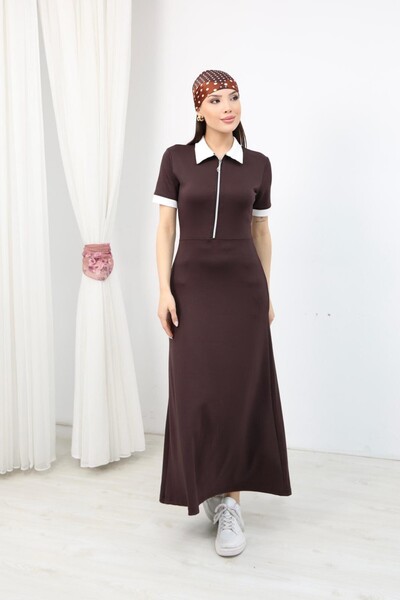 moda poni Rochie maro cu guler polo și detaliu cu fermoar pentru femei