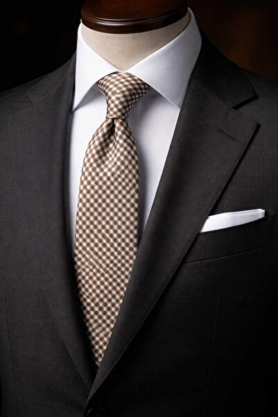 Kravatkolik ربطة عنق حريرية إيطالية بنمط مربع باللون البيج والأبيض IK2346