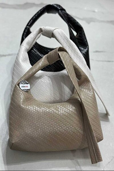 ÖZÜM ÇANTA Women's Shoulder Bag Cream