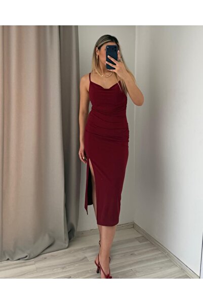 Güneş Φόρεμα με σκίσιμο και ντραπέ από ύφασμα με υφή άμμου