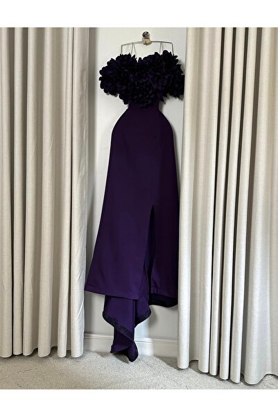 Genenic purple evening dress