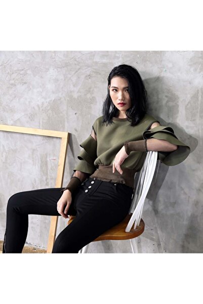 Zaghou Patchwork Sleeve Layered Crop Sweatshirt