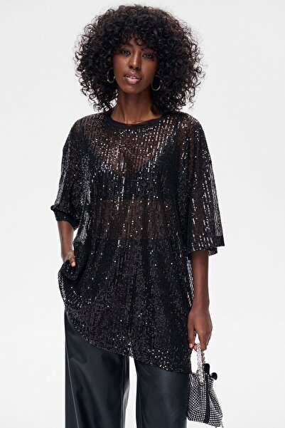 Blue Shadow Pia Black Women's T-shirt Universal