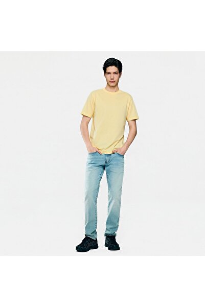 Giordano Men’s Slim Fit Cotton Crew Neck Tee