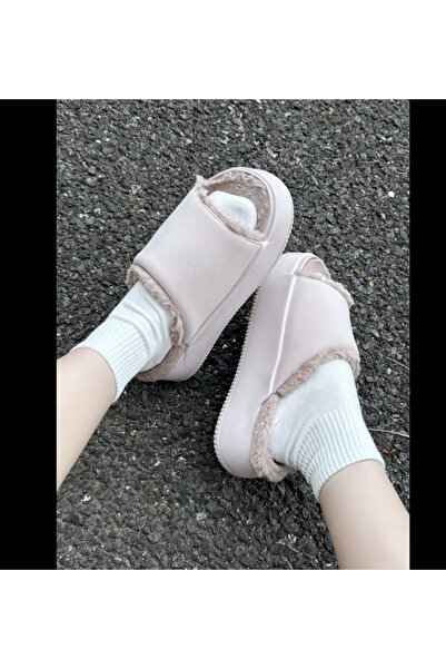 Nike Women's Calm Elevation Fur Slides (yousportswear)