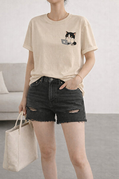 ArtYus Business Cat Printed Unisex Oversize T-Shirt with Laptop - Cotton Crew...