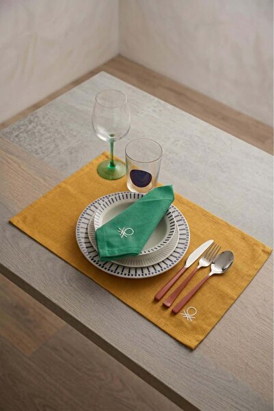 United Colors of Benetton Be-28461-Ye Set de masă americană galbenă, simplu, ...
