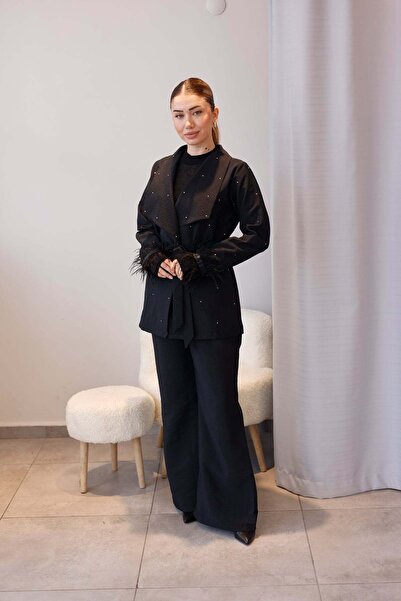 Elzem Boutique Siyah Tüy ve Taş Detaylı Takım