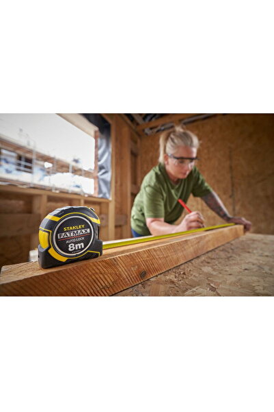 Stanley XTHT0-33501, ruleta autolock fatmax, 8m x 32 mm, blister